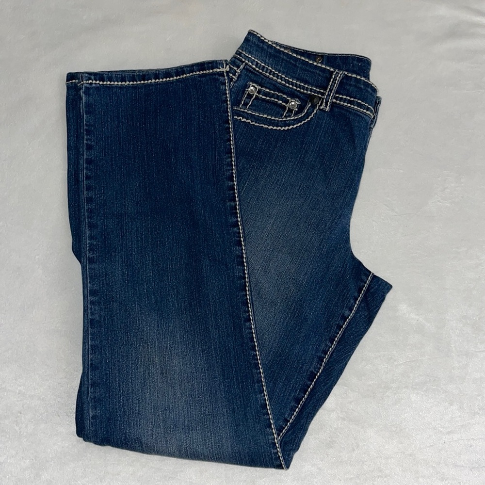 Jeans - Picture 2 of 6